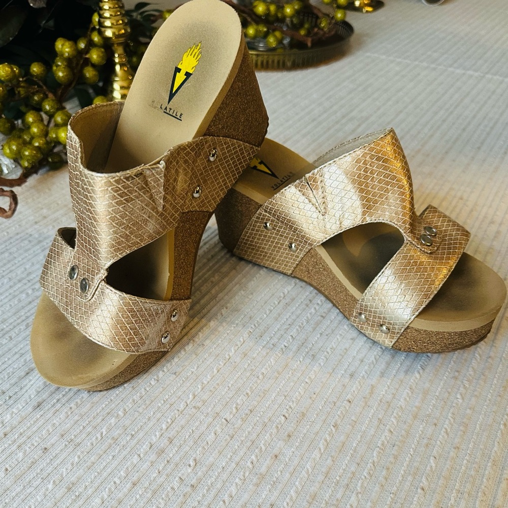 Volatile Metallic Gold Wedge Sandals